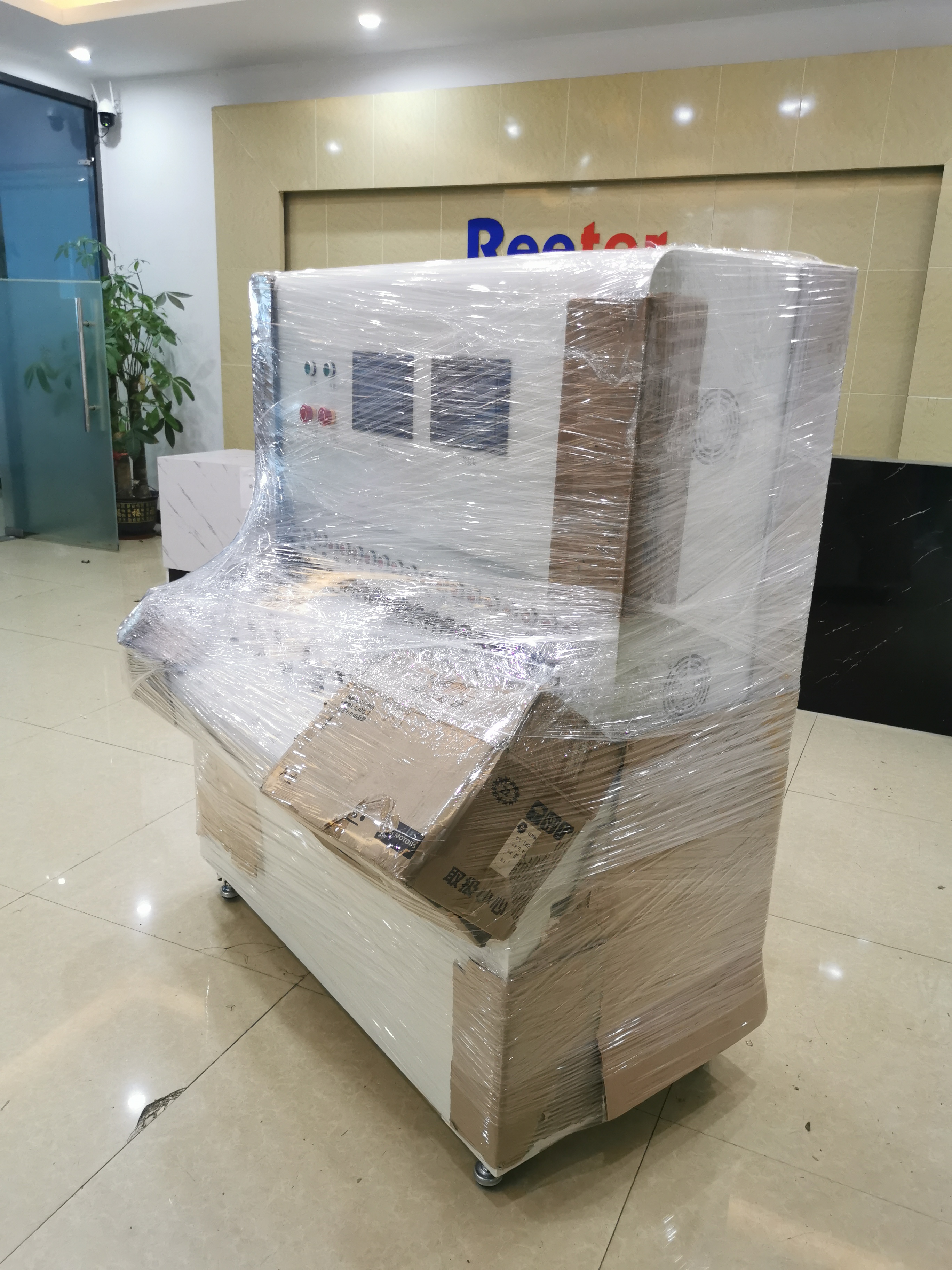 电子烟多通道综合测试定制机发货深圳 电子烟多通道综合测试定制机发货深圳